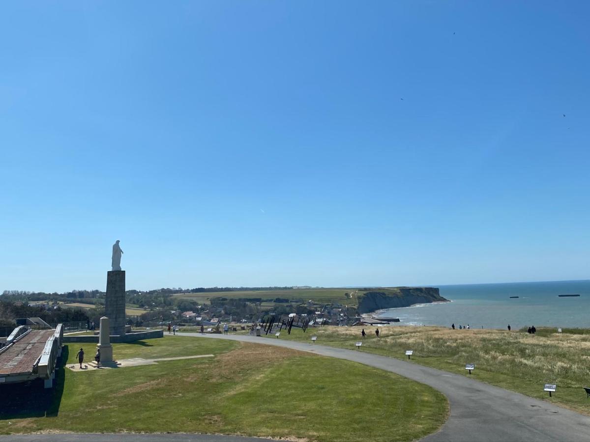 La Lumineuz Au Coeur Des Plages Du Debarquement Creully sur Seulles Exterior photo